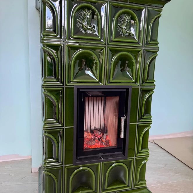 KOMINEK KAFLOWY w kolorze zielonym