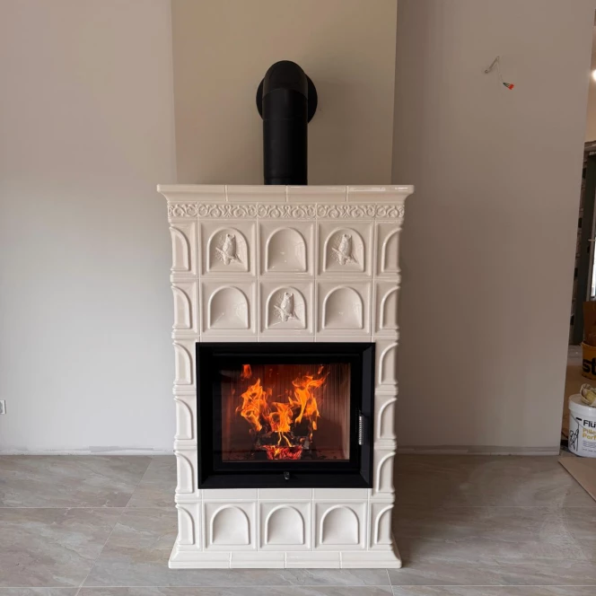 KOMINEK KAFLOWY w kolorze ECRU