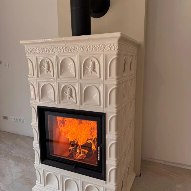 KOMINEK KAFLOWY w kolorze ECRU