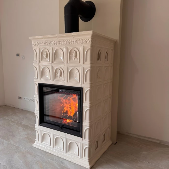 KOMINEK KAFLOWY w kolorze ECRU