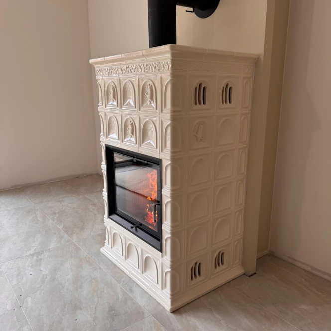 KOMINEK KAFLOWY w kolorze ECRU