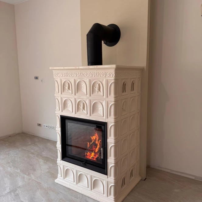 KOMINEK KAFLOWY w kolorze ECRU