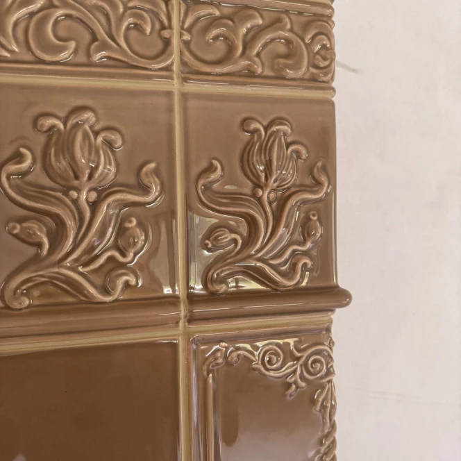 Piec Kaflowy w kolorze lnianym