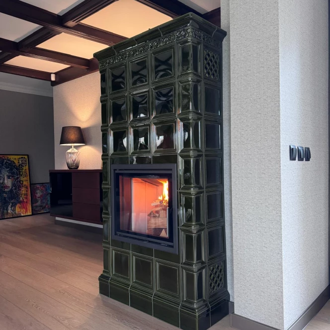 Kominek kaflowy - zieleń transparentna